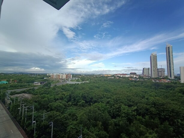 Imagen de la habitación del Hotel Lumpini Jomtien. Foto 4