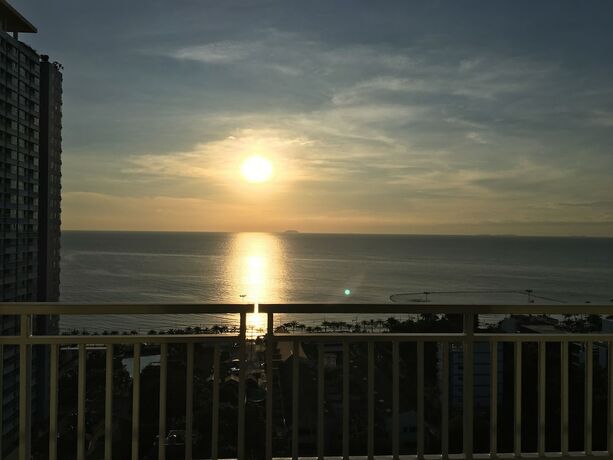 Imagen de la habitación del Hotel Lumpini Jomtien. Foto 14