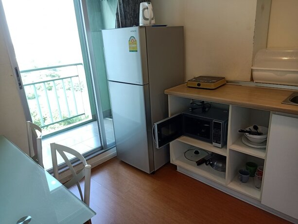Imagen de la habitación del Hotel Lumpini Jomtien. Foto 15