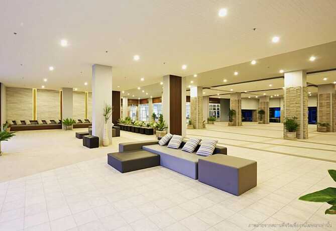 Imagen de los interiores del Hotel Lumpini Jomtien. Foto 20