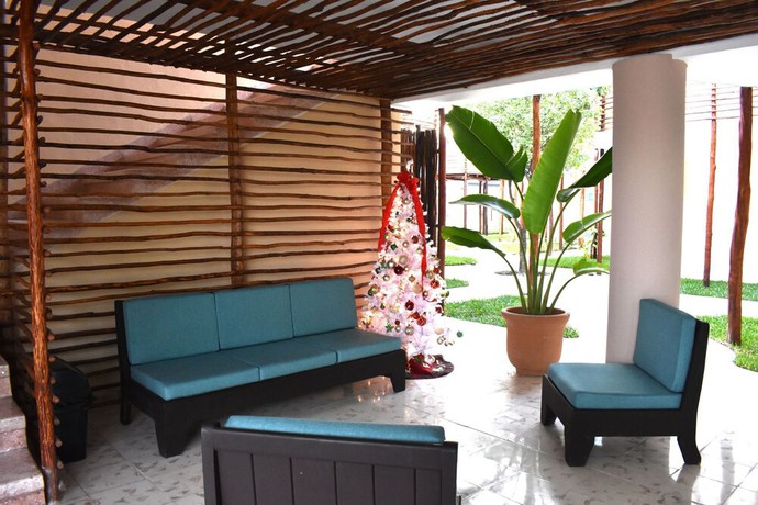 Imagen de los interiores del Hotel Luna Azul by Uvas. Foto 18