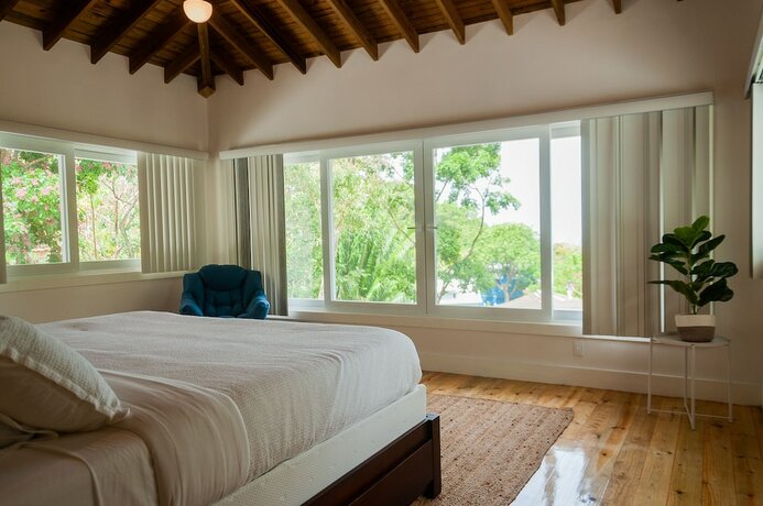 Imagen de la habitación del Hotel Luna Beach. Foto 18
