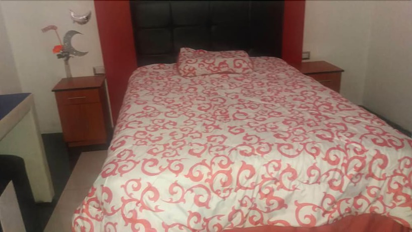 Imagen de la habitación del Hotel Luna Bella. Foto 9