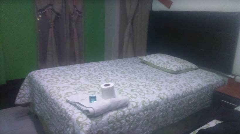 Imagen de la habitación del Hotel Luna Bella. Foto 10