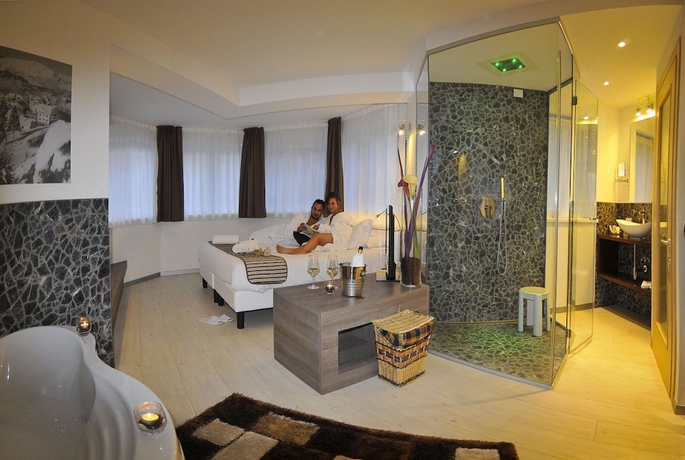 Imagen de la habitación del Hotel Luna Bianca. Foto 5