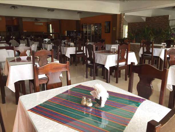 Imagen del bar/restaurante del Hotel Luna Caribe. Foto 5