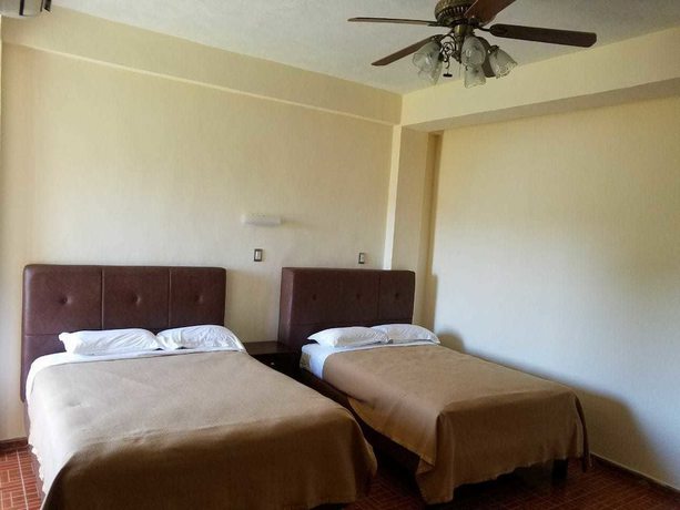 Imagen de la habitación del Hotel Luna Caribe. Foto 7