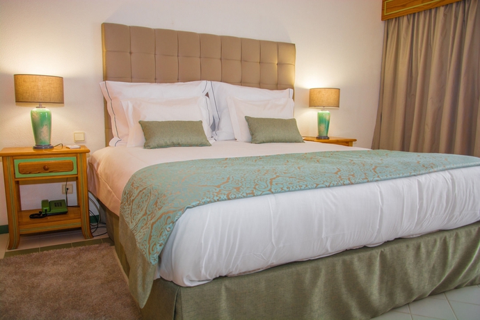 Imagen de la habitación del Hotel Luna Da Oura. Foto 6