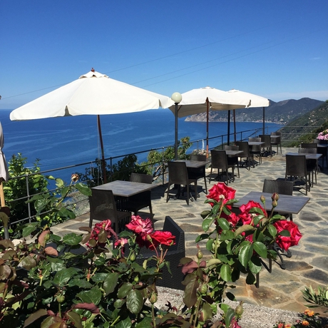 Imagen de los exteriores del Hotel Luna Di Marzo. Foto 6