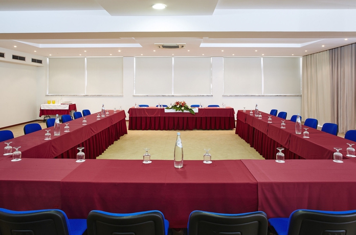 Imagen de los interiores del Hotel Luna Fatima. Foto 12