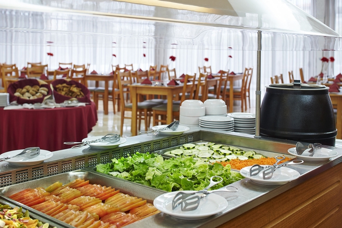 Imagen del bar/restaurante del Hotel Luna Fatima. Foto 7