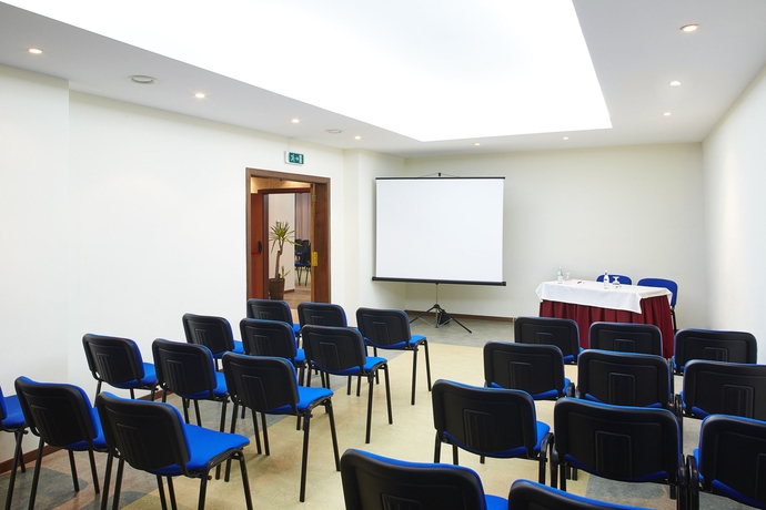 Imagen de los interiores del Hotel Luna Fatima. Foto 16