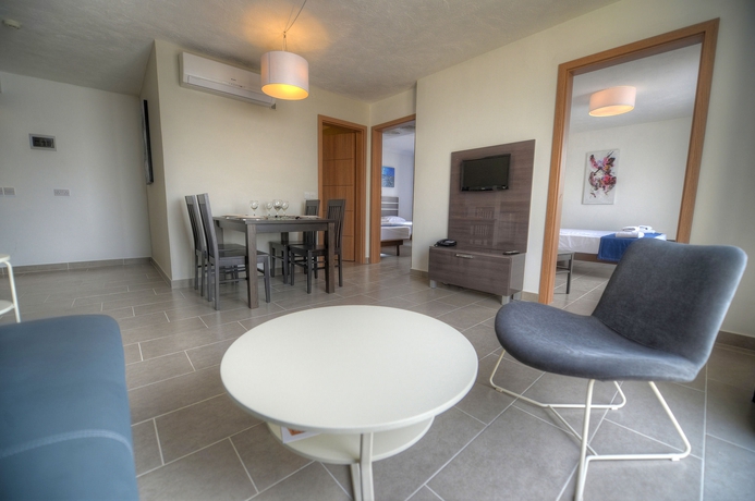 Imagen de la habitación del Hotel Luna Holiday Complex. Foto 10