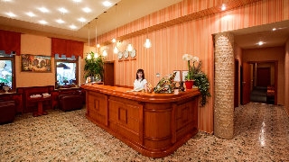 Imagen del bar/restaurante del Hotel Luna Hotel, Chisinau. Foto 2