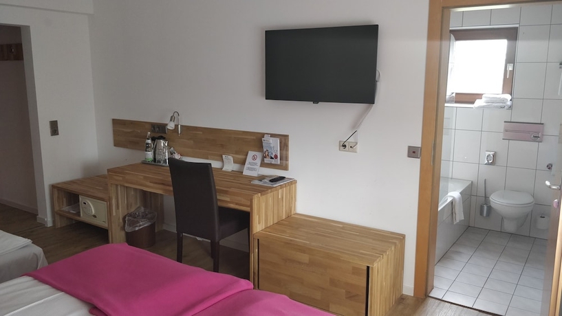 Imagen de la habitación del Hotel Luna Inn Stuttgart City. Foto 17