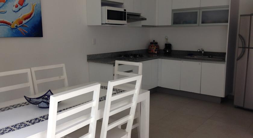 Imagen de los interiores del Hotel Luna Llena. Foto 8