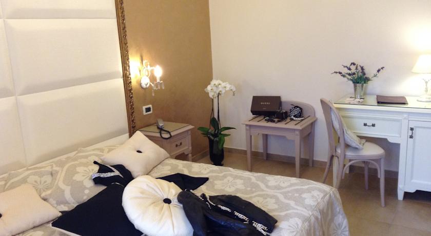 Imagen general del Hotel Luna, Marina di Massa. Foto 4