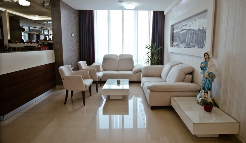 Imagen de los interiores del Hotel Luna, Medjugorje. Foto 16