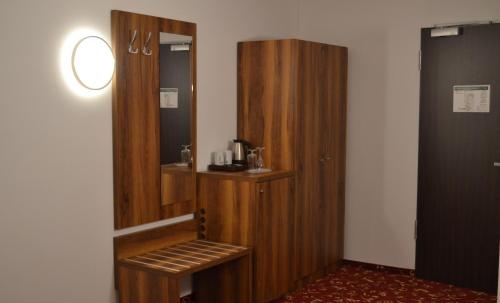 Imagen de la habitación del Hotel Luna, Offenbach am Main. Foto 9