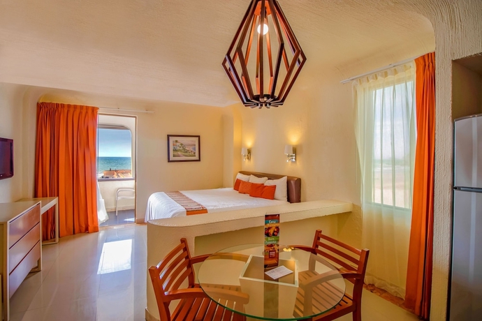 Imagen de la habitación del Hotel Luna Palace and Suites. Foto 3