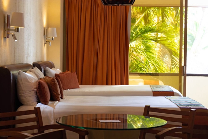 Imagen de la habitación del Hotel Luna Palace and Suites. Foto 7