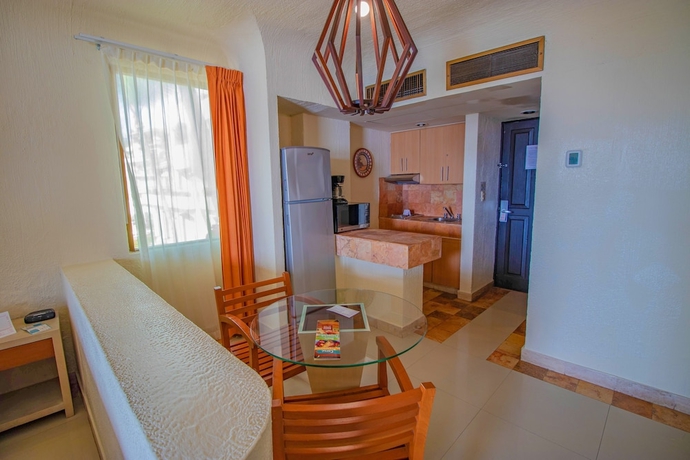 Imagen de la habitación del Hotel Luna Palace and Suites. Foto 11