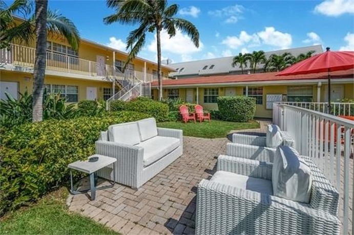 Imagen de los interiores del Hotel Luna Paradise by the Sea. Foto 12