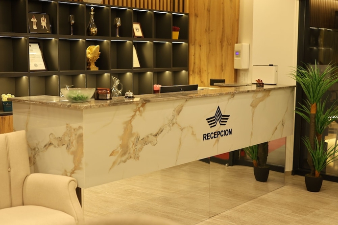 Imagen de los interiores del Hotel Luna, Prizren. Foto 15