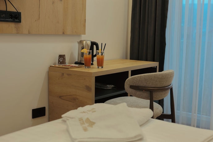 Imagen de la habitación del Hotel Luna, Prizren. Foto 9