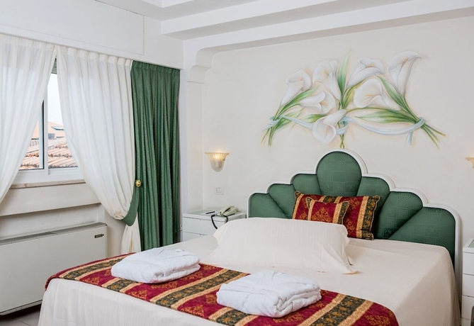 Imagen de la habitación del Hotel Luna Riccione Aqua Spa - Adults Only. Foto 3