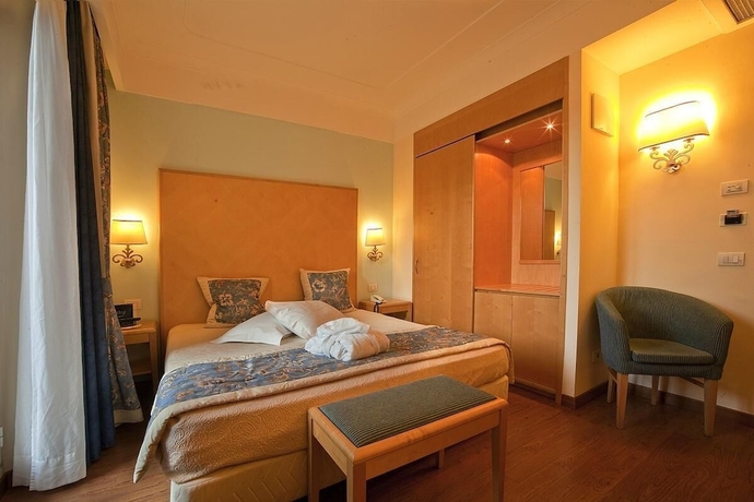 Imagen de la habitación del Hotel Luna Riccione Aqua Spa - Adults Only. Foto 9