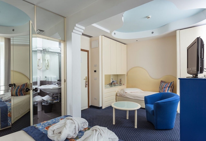 Imagen de la habitación del Hotel Luna Riccione Aqua Spa - Adults Only. Foto 16