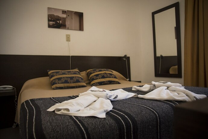 Imagen de la habitación del Hotel Luna Serrana. Foto 21