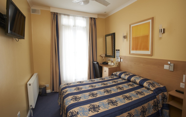 Imagen de la habitación del Hotel Luna Simone. Foto 10