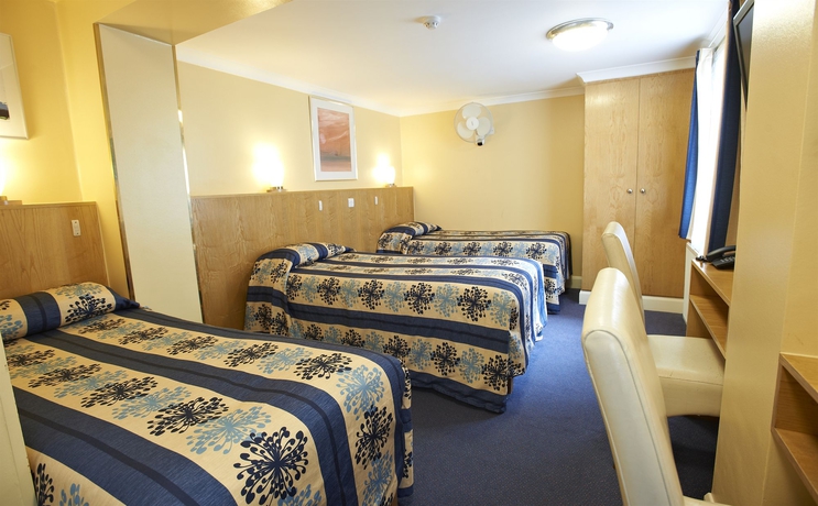 Imagen de la habitación del Hotel Luna Simone. Foto 11