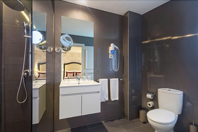 Imagen de la habitación del Hotel Luna Turismo. Foto 9