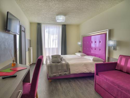 Imagen de la habitación del Hotel Luna Wellness. Foto 11