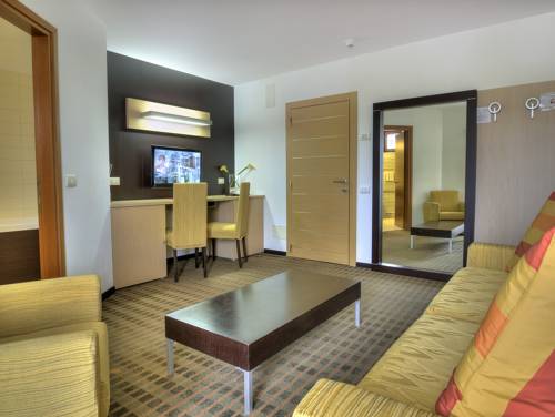 Imagen de la habitación del Hotel Luna Wellness. Foto 14