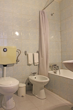 Imagen de la habitación del Hotel Lunar Guest House. Foto 7