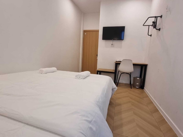 Imagen de la habitación del Hotel Lunar Hostel. Foto 11