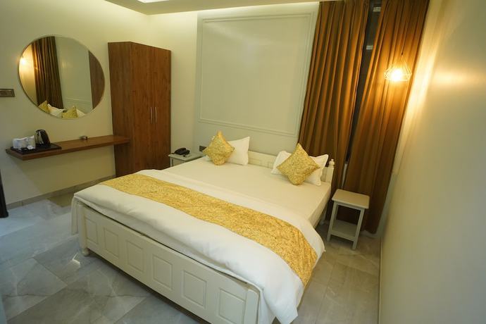 Imagen de la habitación del Hotel Lunar Stays. Foto 5