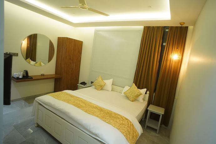 Imagen de la habitación del Hotel Lunar Stays. Foto 6