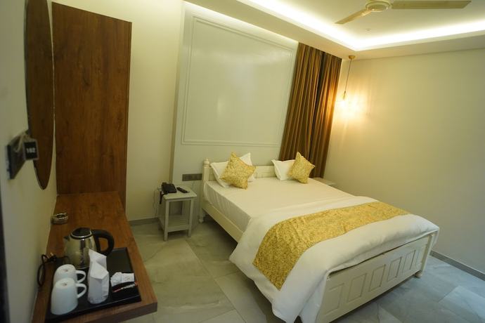 Imagen de los interiores del Hotel Lunar Stays. Foto 19