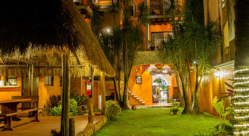 Imagen de los interiores del Hotel Lunata - Near Playa Del Carmen Main Beach. Foto 10