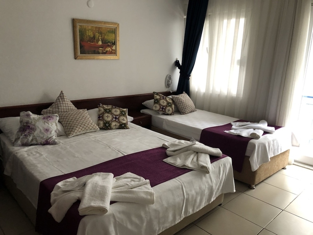 Imagen de la habitación del Hotel Lunay. Foto 9