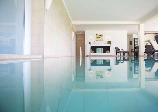 Imagen de la piscina del Hotel Lundenbergsand und Spa. Foto 18