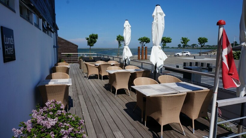 Imagen del bar/restaurante del Hotel Lunds. Foto 12