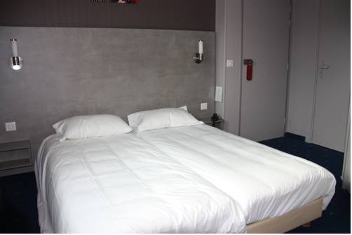 Imagen de la habitación del Hotel Lune Etoile La Pardieu. Foto 3