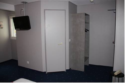Imagen de la habitación del Hotel Lune Etoile La Pardieu. Foto 15