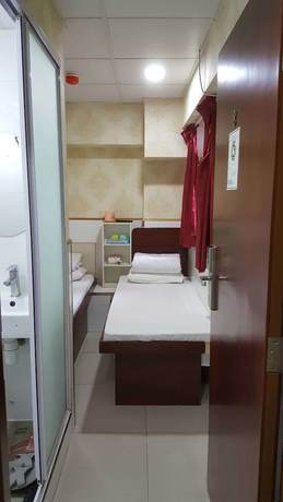 Imagen de la habitación del Hotel Lung Wa. Foto 7